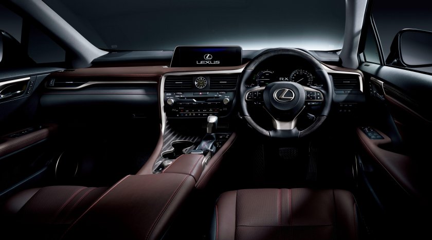 Lexus RX 200t салон