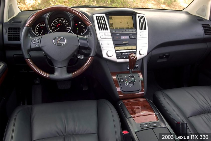 Лексус РХ 330 салон