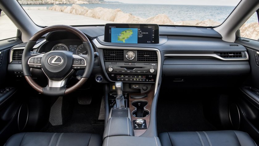 Lexus rx450h салон 2019