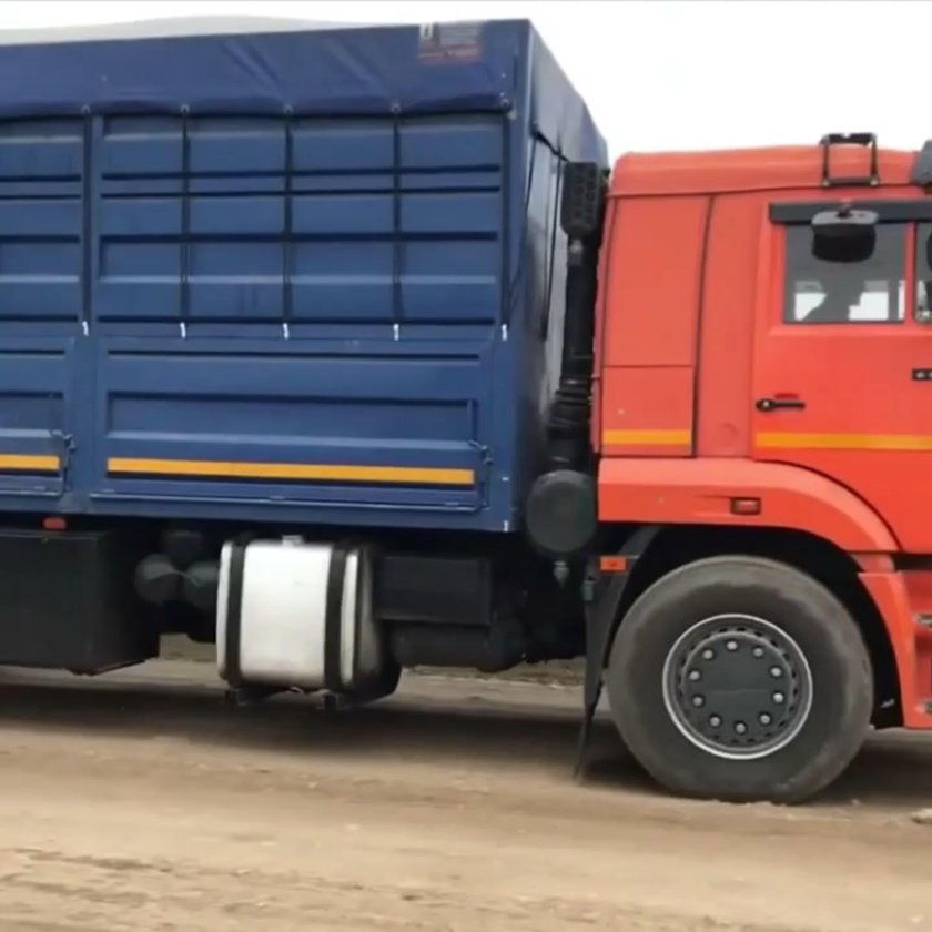 КАМАЗ 6520 бортовой зерновоз