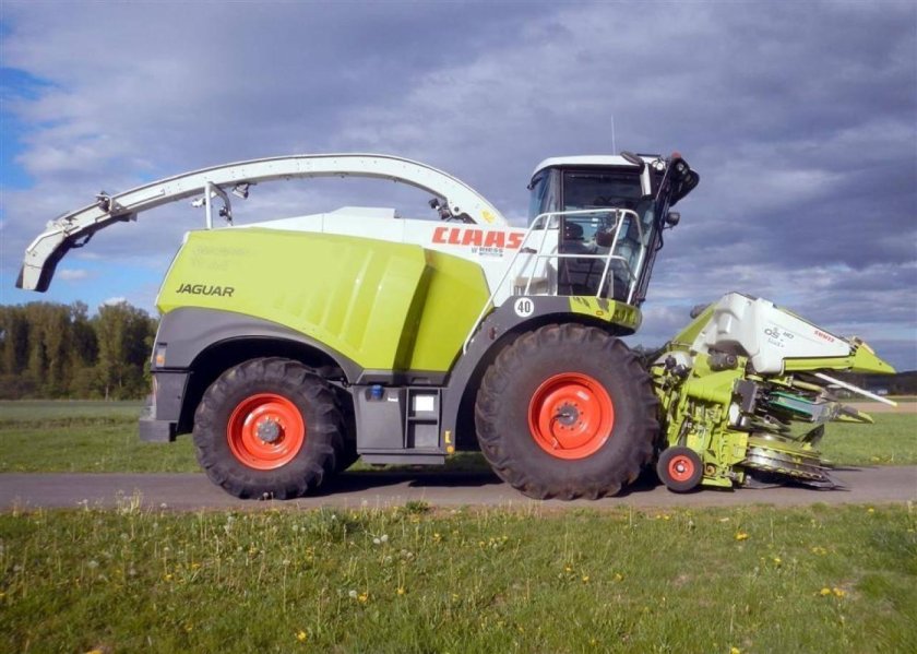 Кормоуборочный комбайн Jaguar 850
