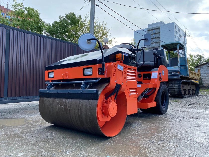 Японский виброкаток