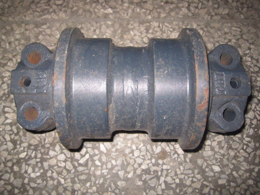 Каток поддерживающий Hitachi zx330-3