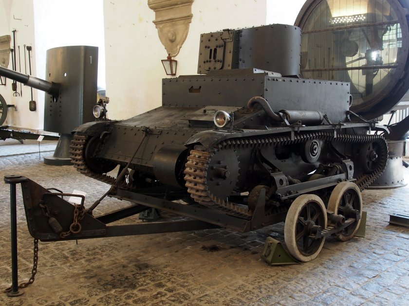 Танкетка «Vickers» Carden Loyd