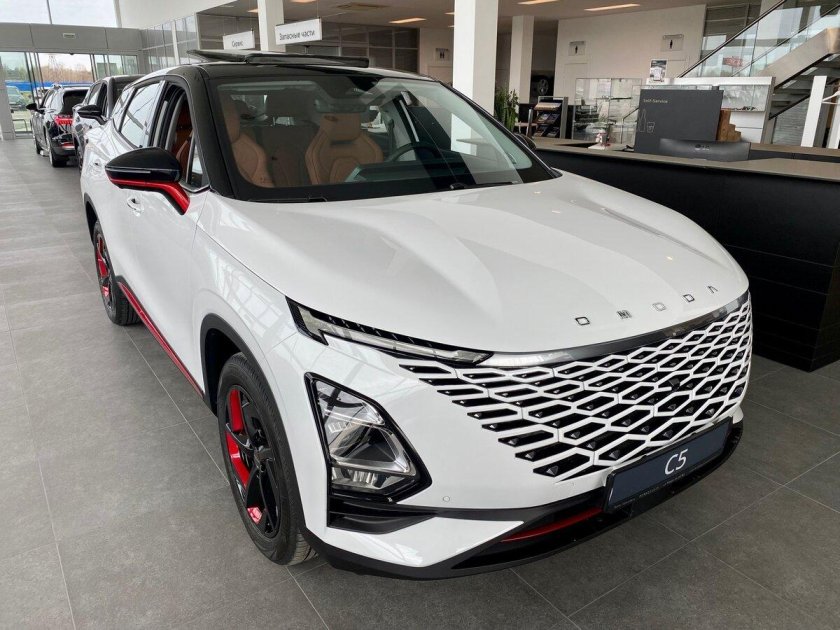 Omoda c5 1.5 CVT, 2023