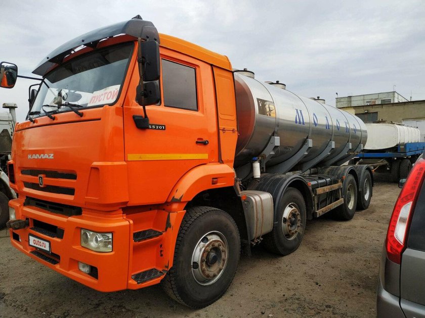 КАМАЗ 65201 молоковоз