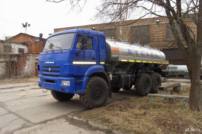 КАМАЗ вездеход молоковоз