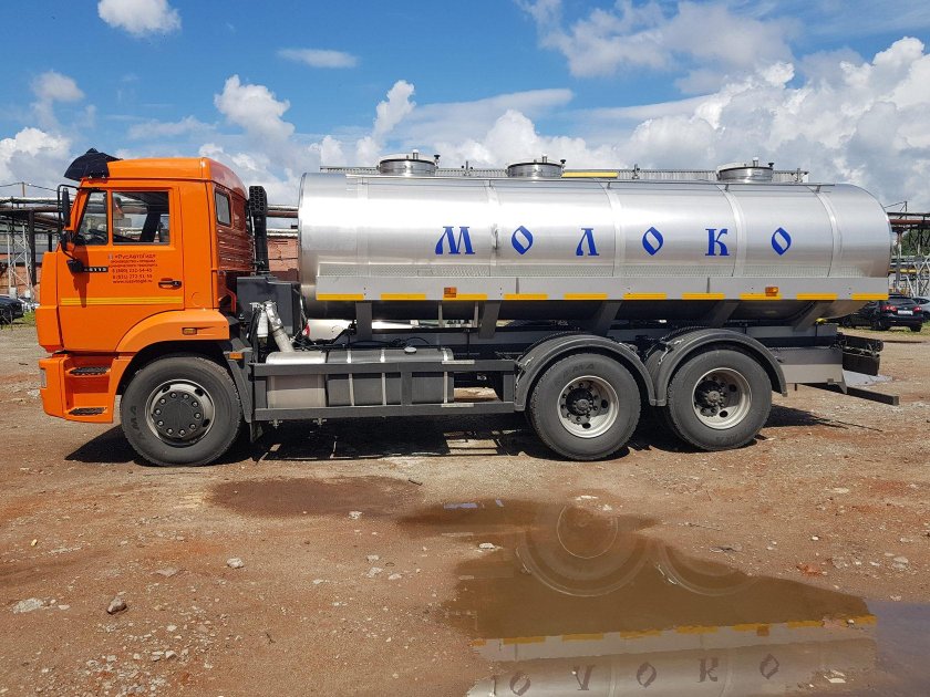 КАМАЗ 6520 молоковоз