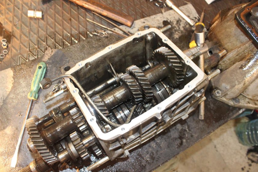 Нива ВАЗ 2123 коробка передач