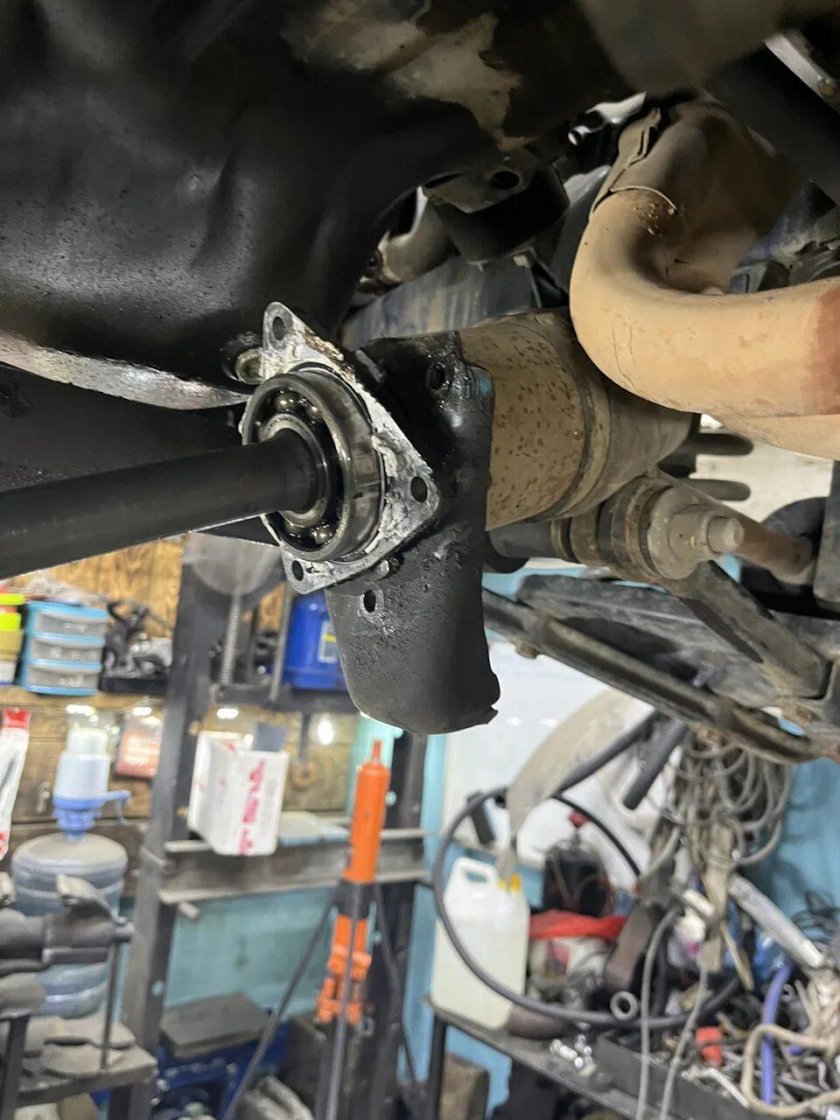 Трансмиссия Нива Тревел устройство