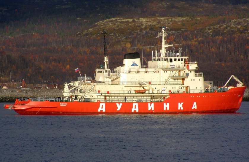 Ледокол Дудинка Норильский никель