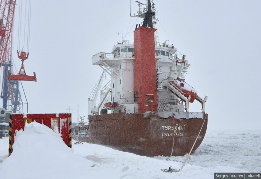 Судно Дудинка