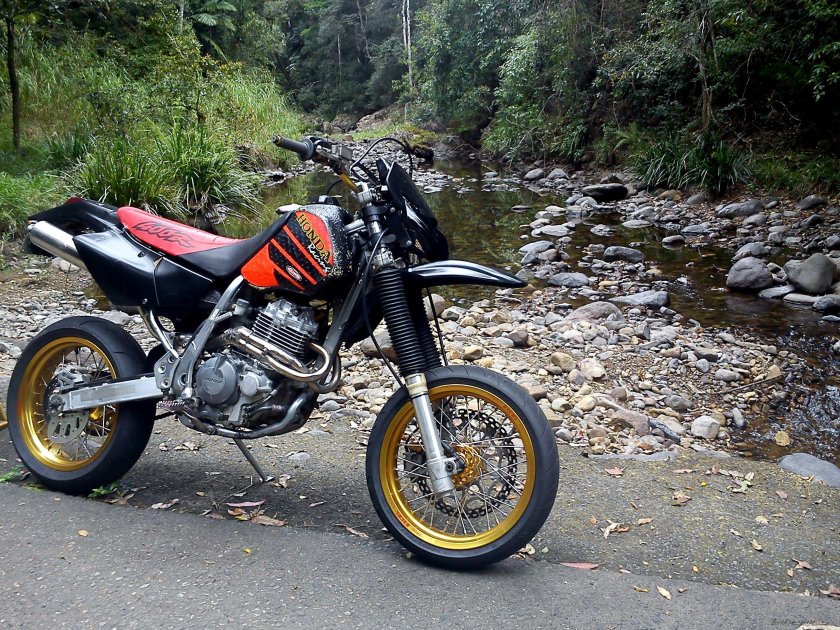 Honda XR 400 motard