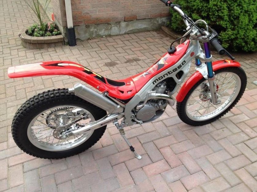 Триальный мотоцикл французский