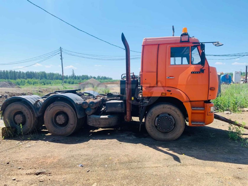 КАМАЗ 6460-63