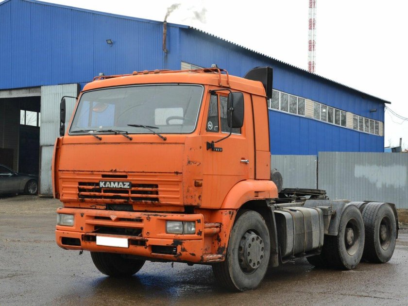КАМАЗ 6460-63