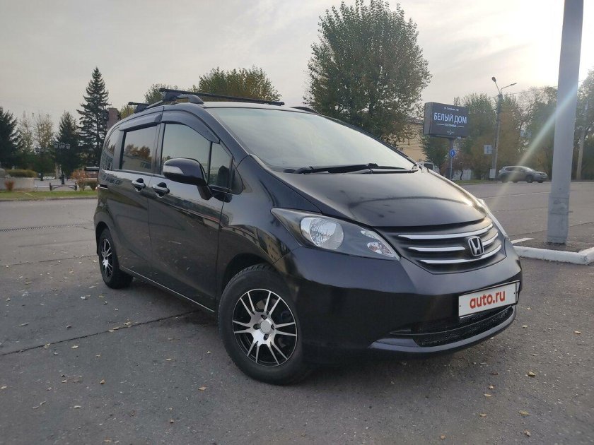 Honda freed 2012