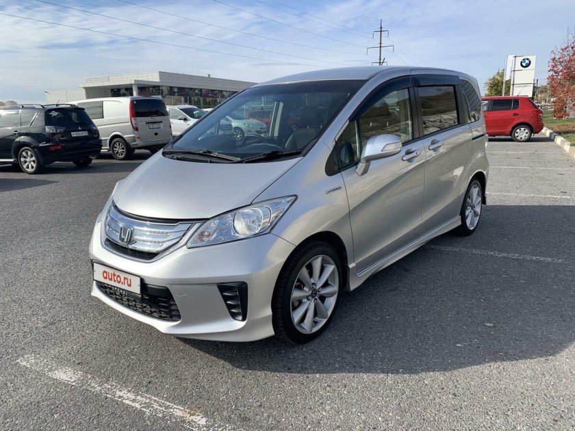 Honda freed 2011