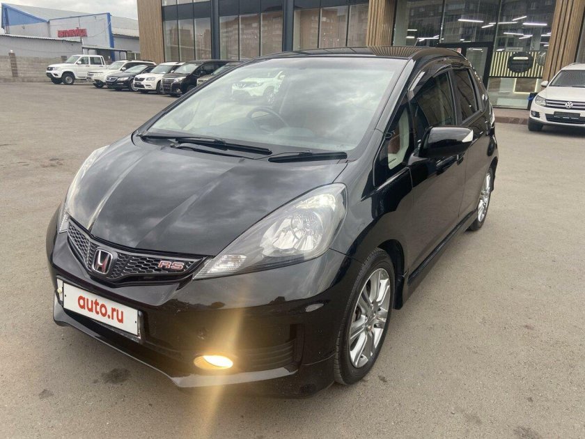 Хонда фит 2011 года