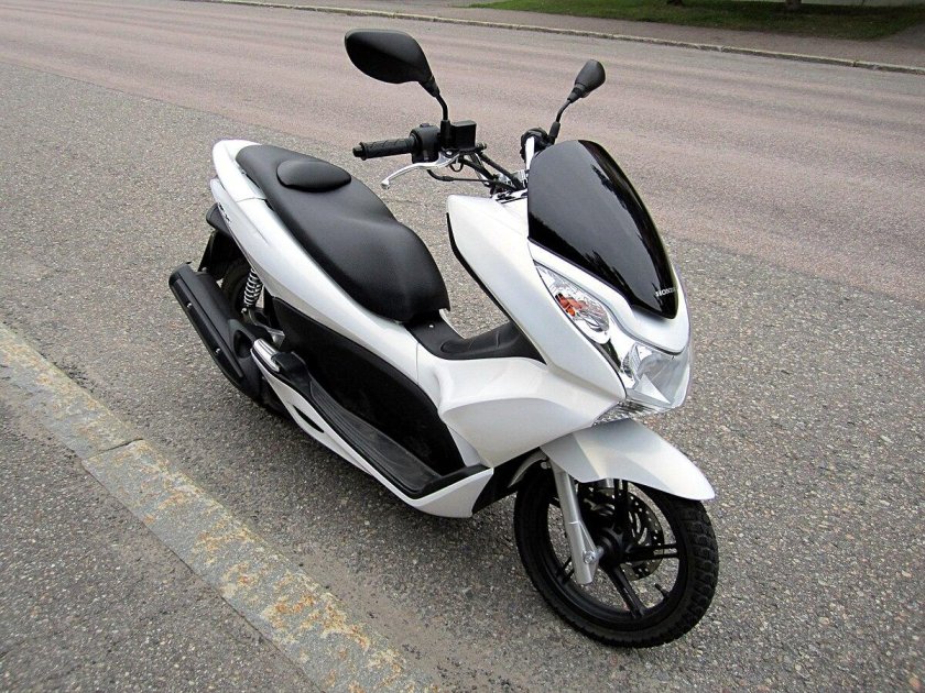 Скутер Honda PCX 150