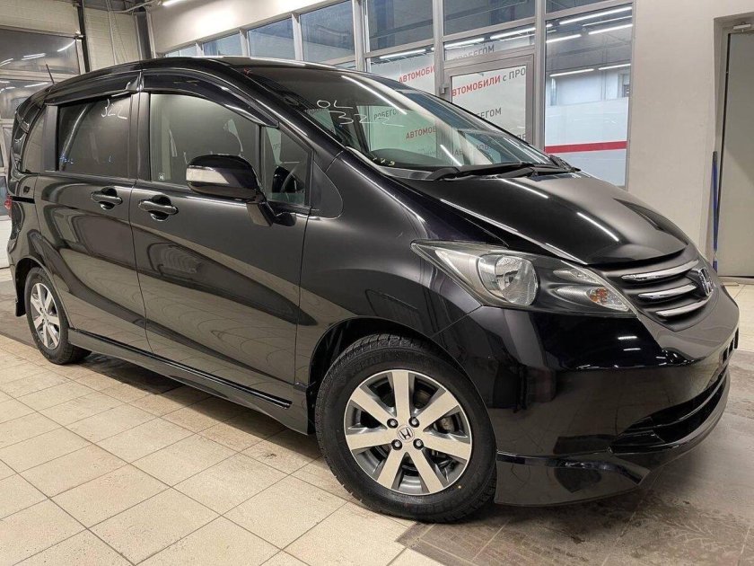 Хонда Фрид 2011