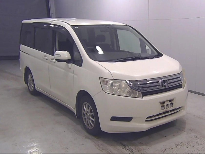 Тойота Ноах 2012