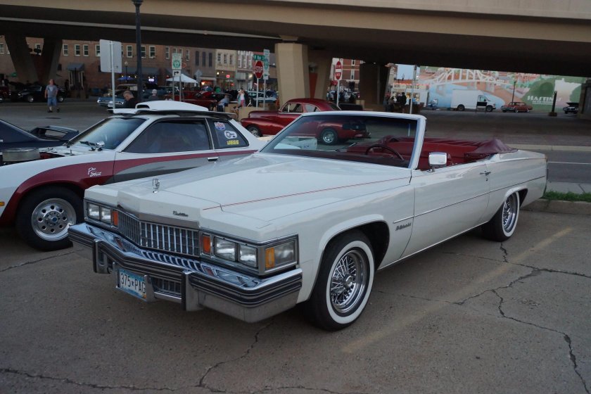 Кадиллак Deville 1988 кабриолет