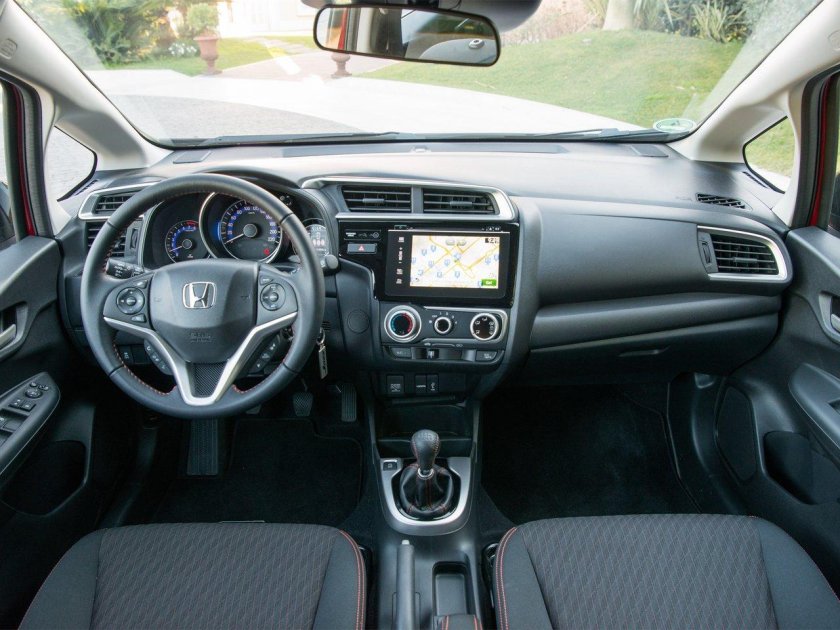 Honda Jazz 2017 салон
