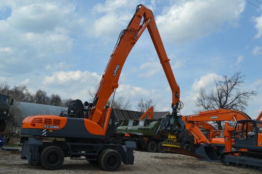 Е230wh экскаватор-перегружатель