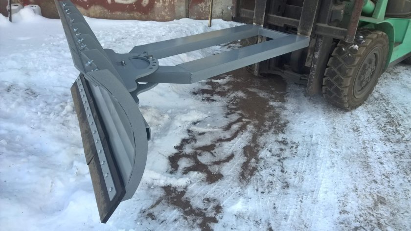 Снеговой отвал для Маниту