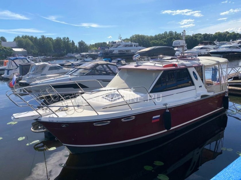 Моторный катер