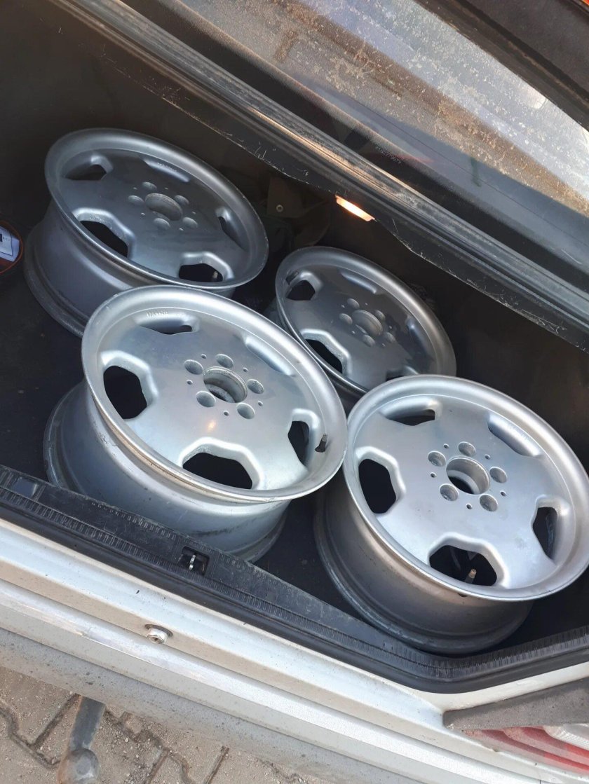 AMG Monoblock r15 w124
