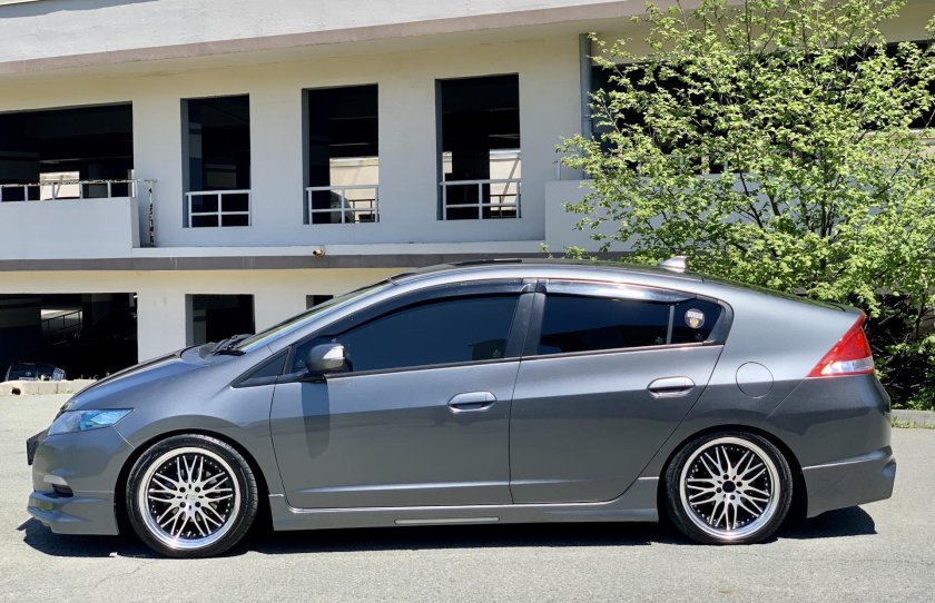 Honda Insight r16
