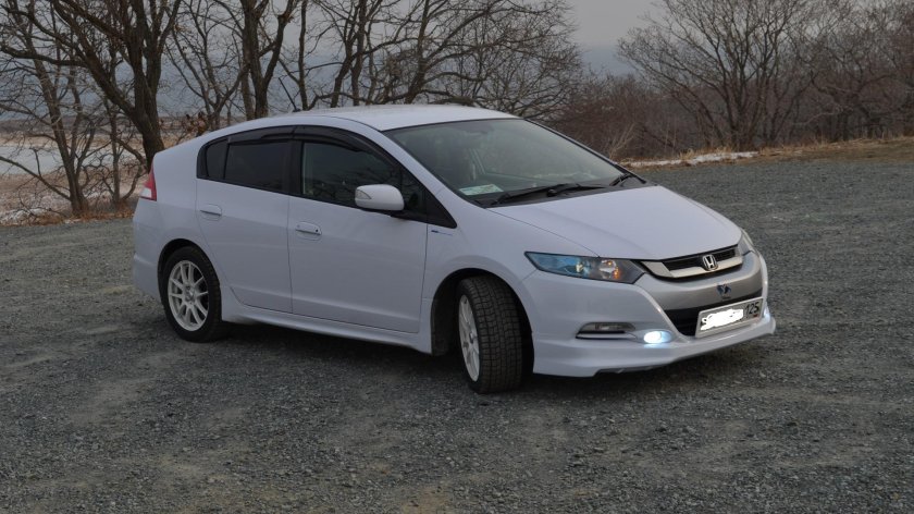 Honda Insight белая