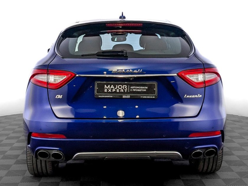 Мазерати леванта