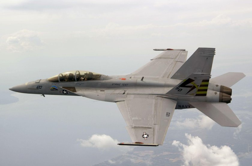Ф-18 супер Хорнет