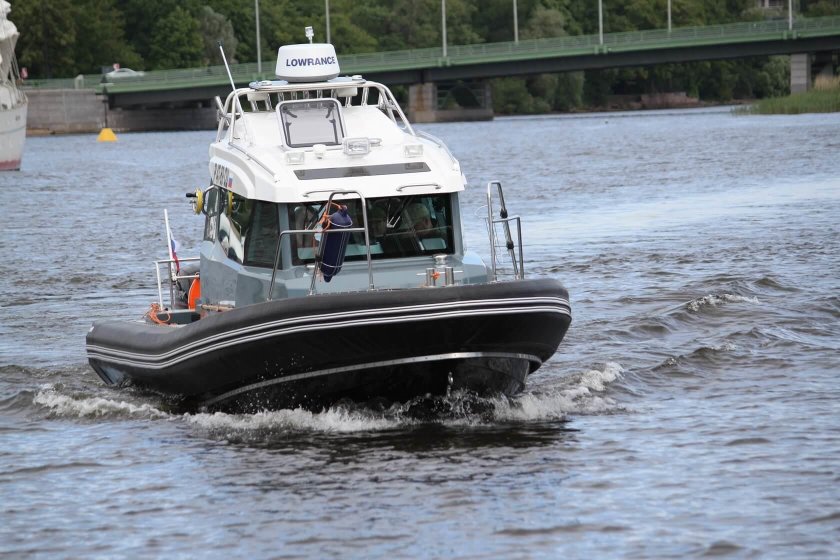 РИБМАСТЕР 860 патруль