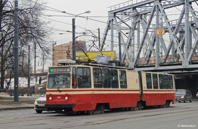 Трамвай лвс 86