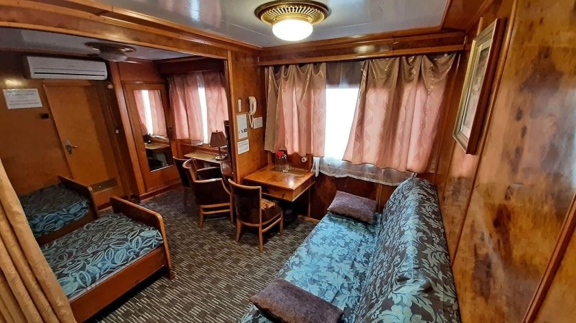 Теплоход Павел Бажов каюты