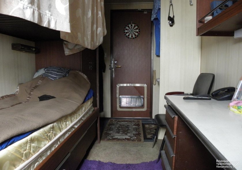 Всеволод Сибирцев плавбаза