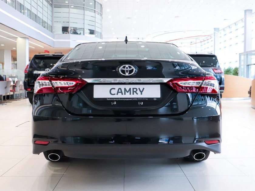 Новая toyota camry