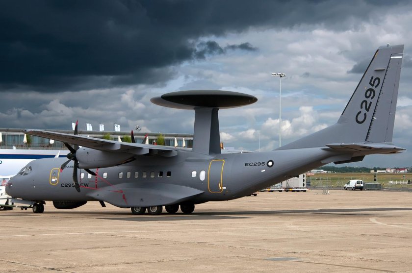 Casa c295 AEW&amp;C