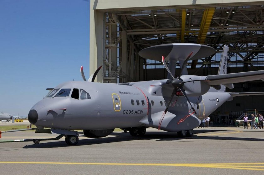 Casa c295 AEW&amp;C