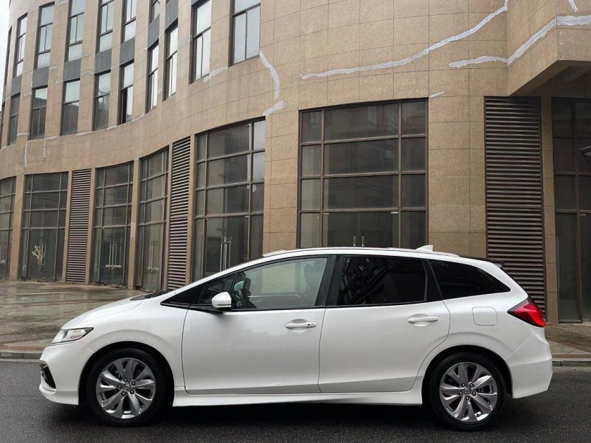 Honda jade hybrid 2015