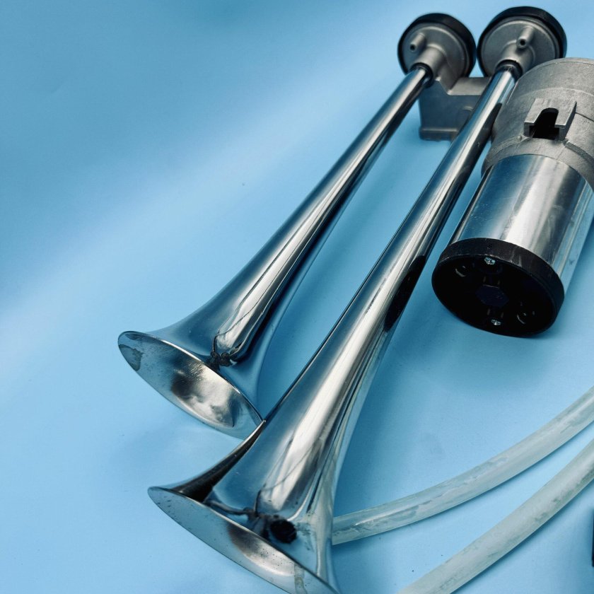 Автомобильный звуковой сигнал