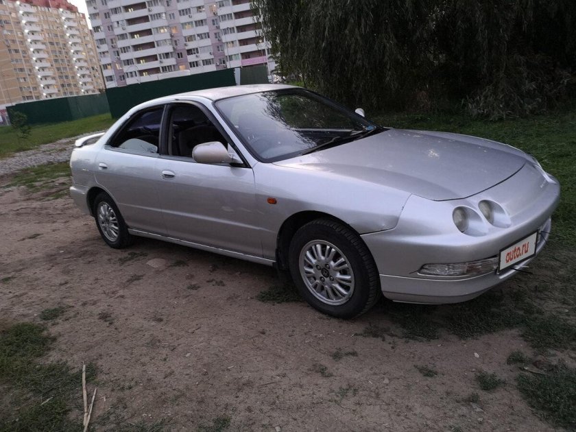 Honda integra 1998 седан