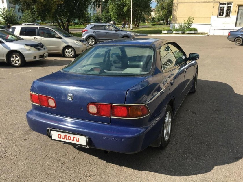 Хонда Интегра 1995 седан