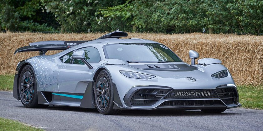 Гиперкар Mercedes-AMG one