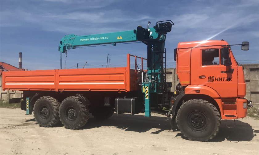 Манипулятор КАМАЗ стрела 7 тонн борт 10