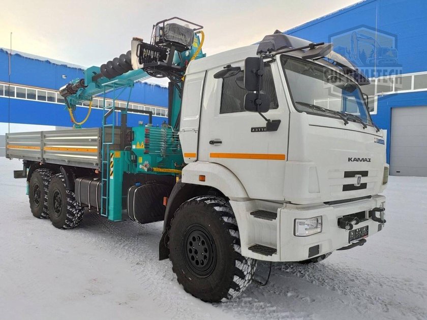 Манипулятор КАМАЗ вездеход 43118